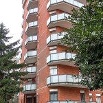 All B Glass con cornici tra i vetri